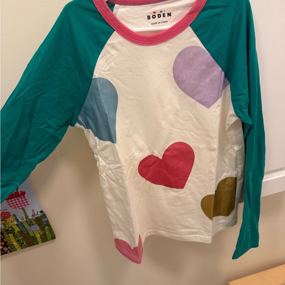 Boden Colourblock Raglan T-shirt
Topaz Green Multi Hearts, 10-11y